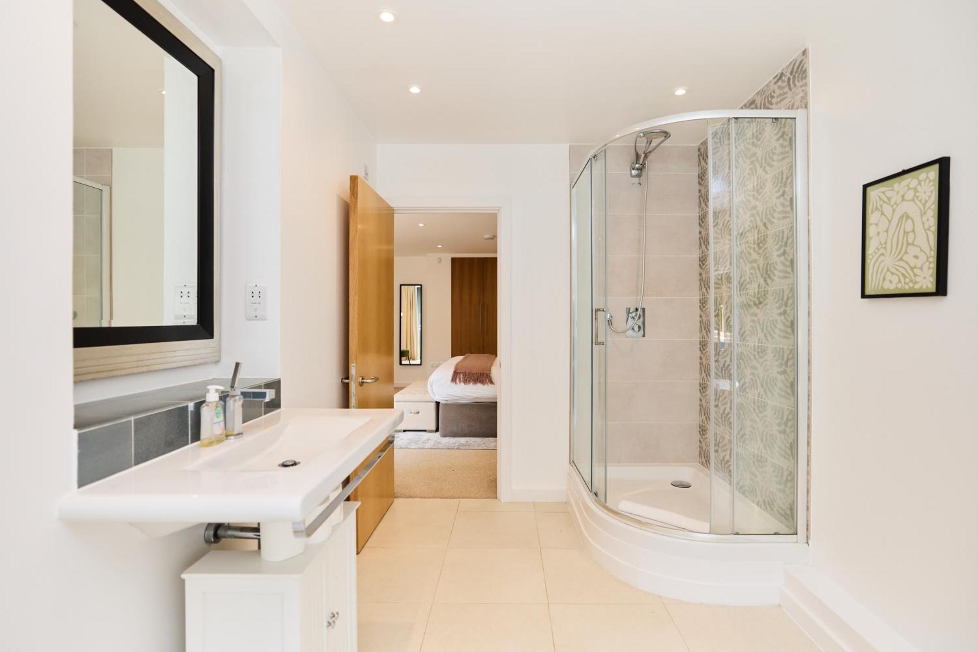 The Putney Wonder - Dazzling 3bdr Flat With Garden *