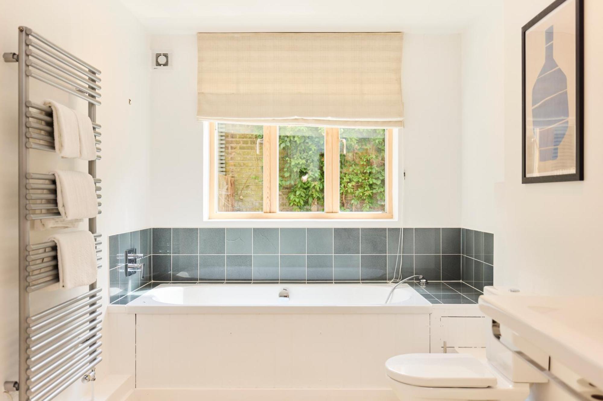 The Putney Wonder - Dazzling 3bdr Flat With Garden *