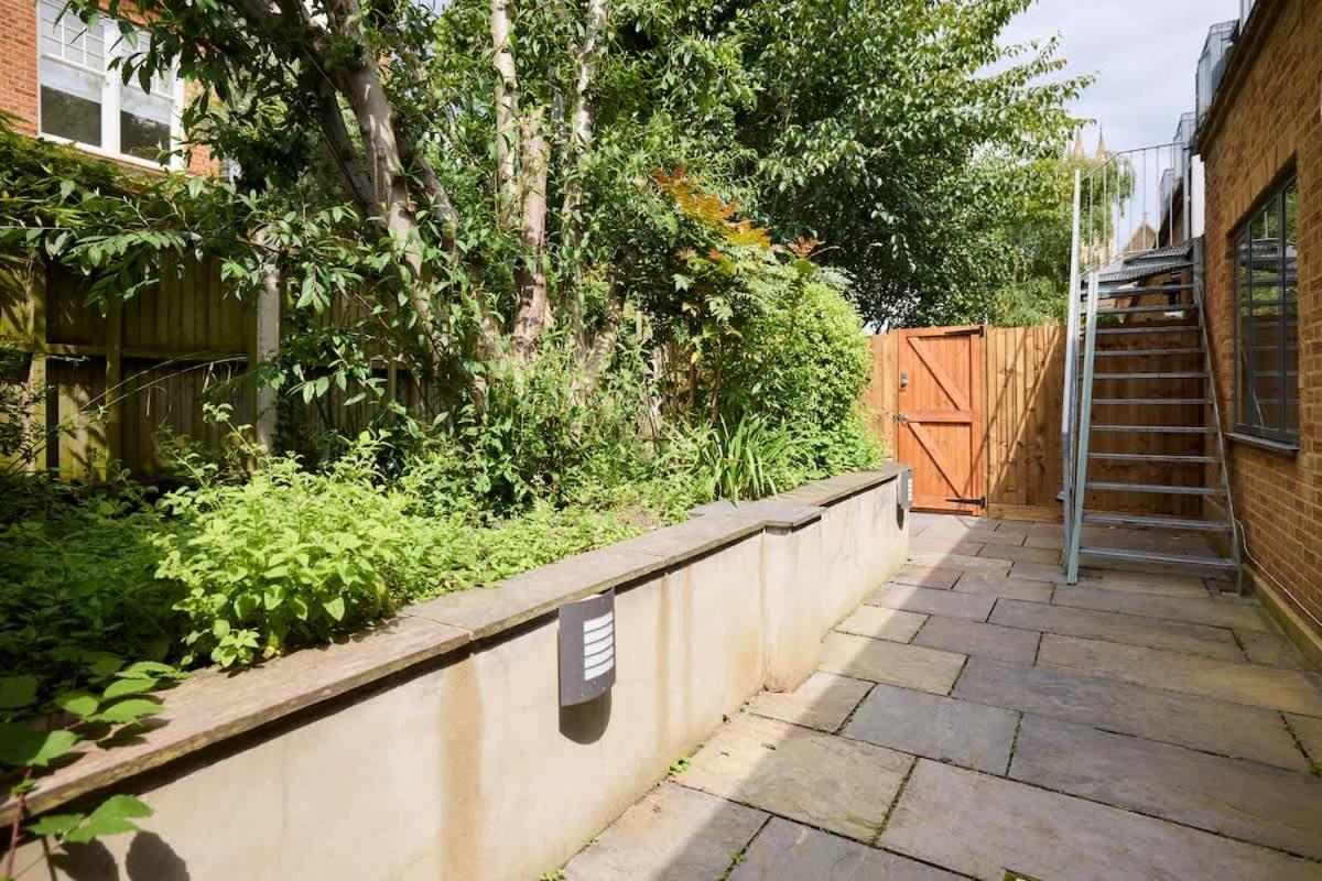 The Putney Wonder - Dazzling 3bdr Flat With Garden * Лондон
